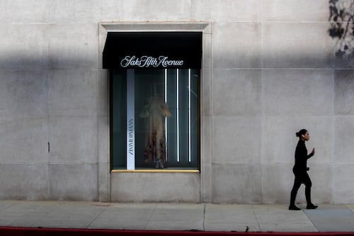 Saks Owner Raises $340 Million After Retailer Didn’t Pay Vendors For Months, Sources Say