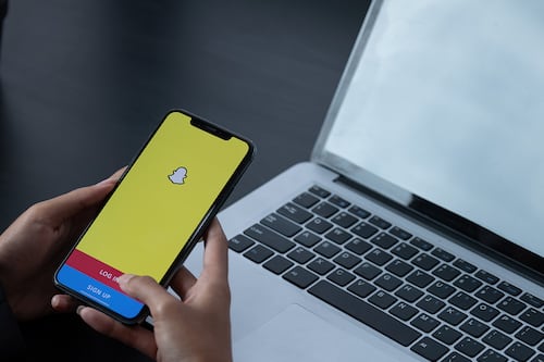 Snap Uses AI Chatbot to Refine Its Ad Business